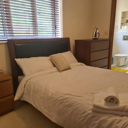Red Naxela Canary Wharf Apartments 伦敦 外观 照片