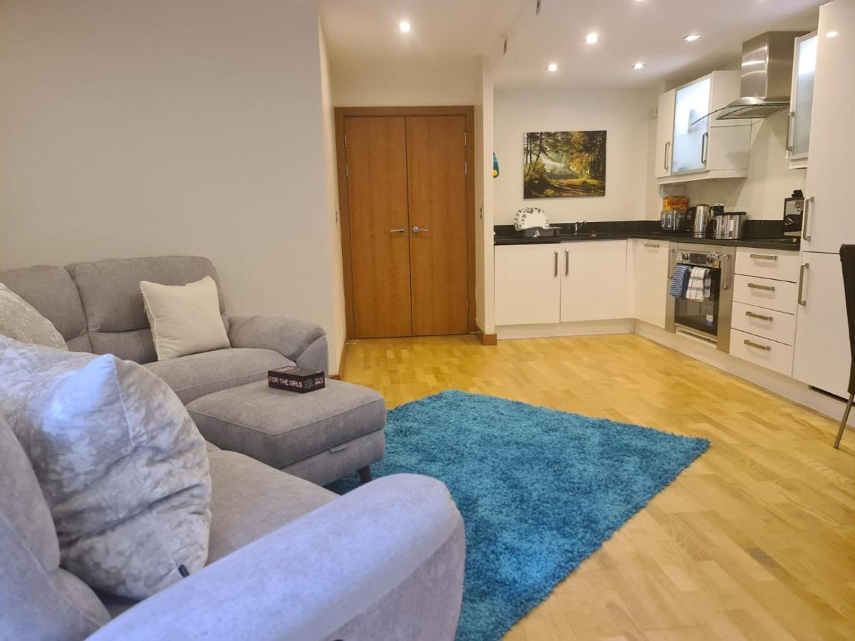 Red Naxela Canary Wharf Apartments 伦敦 外观 照片