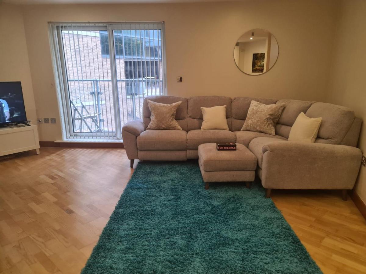 Red Naxela Canary Wharf Apartments 伦敦 外观 照片